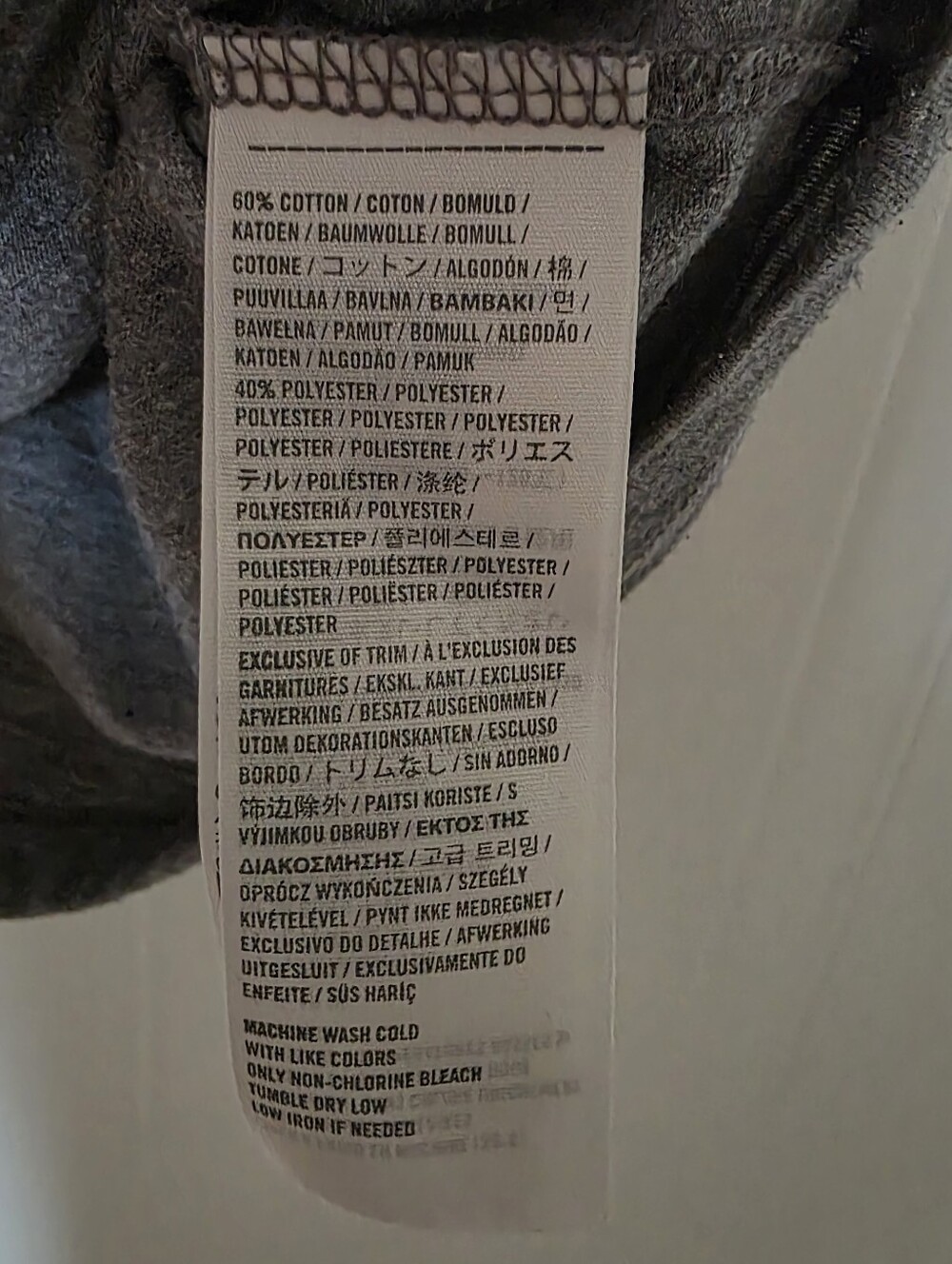 Abercrombie & Fitch Short Sleeve Pocket Tee, Heather Gray, XS - Picture 5 of 8